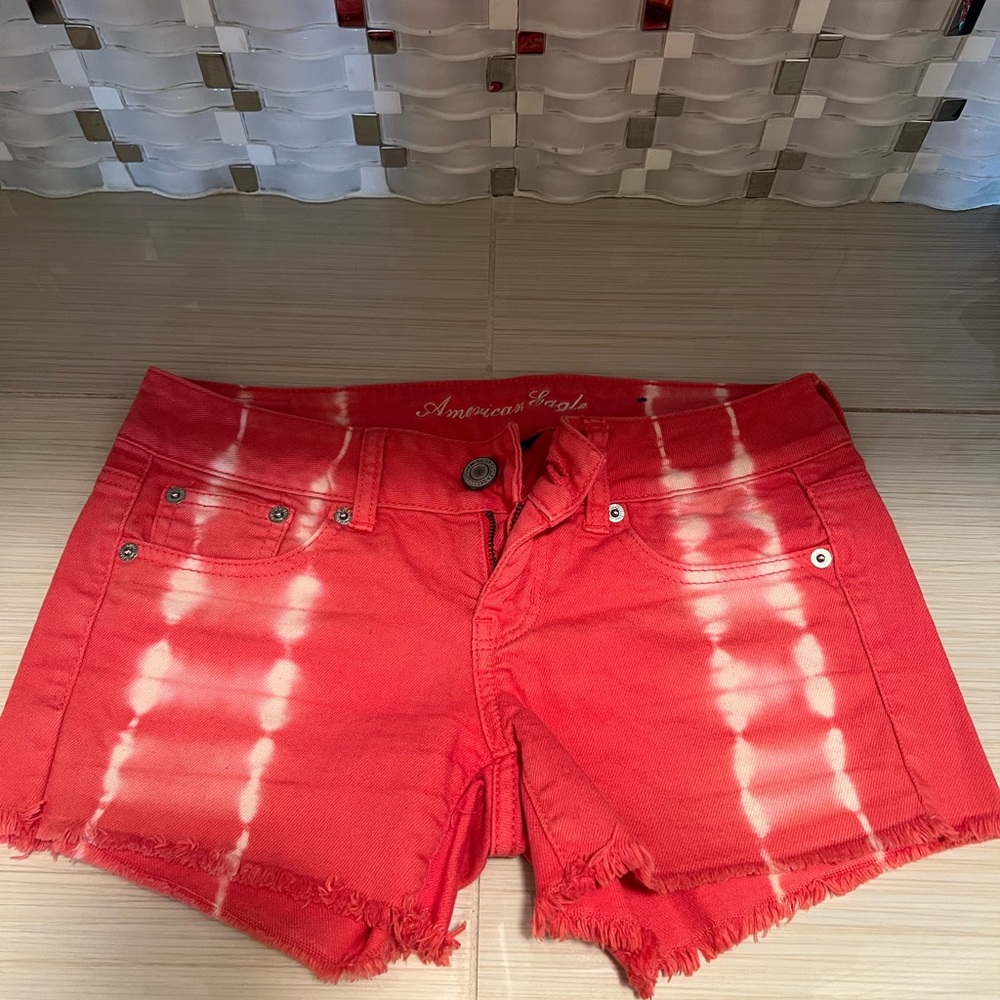 American Eagle Outfitters Red Tie-Dye Women's Shorts